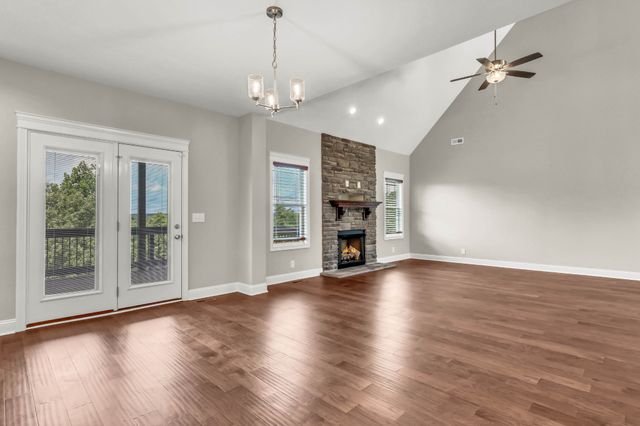 4018 Cooper Creek Rd, Woodlawn, TN 37191