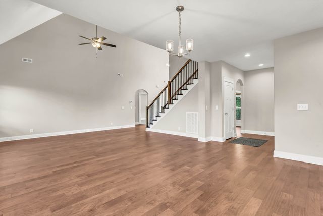 4018 Cooper Creek Rd, Woodlawn, TN 37191