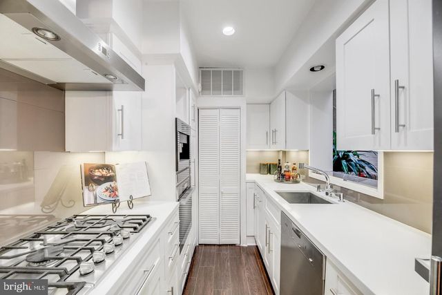 1656 32ND ST NW, Washington, DC 20007