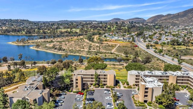 5710 Baltimore Dr 429, La Mesa, CA 91942