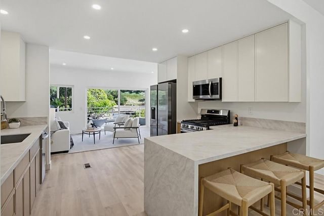 6448 Glidden St, San Diego, CA 92111