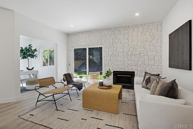 6448 Glidden St, San Diego, CA 92111