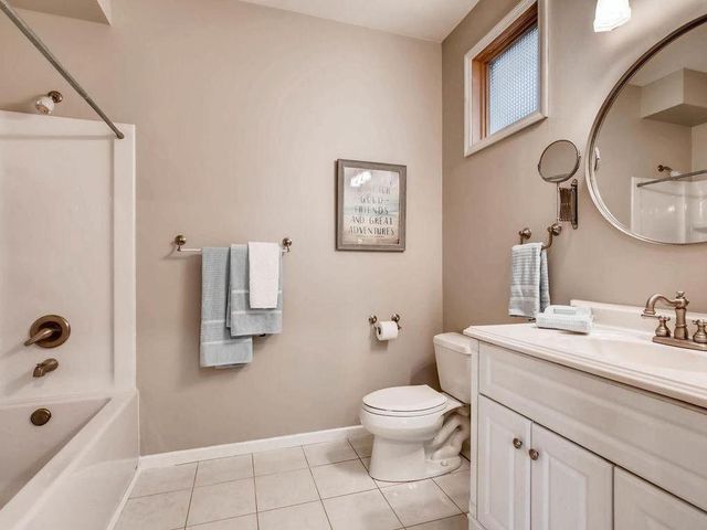 2412 Harriet Avenue 101, Minneapolis, MN 55405