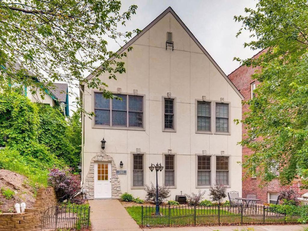 2412 Harriet Avenue 101, Minneapolis, MN 55405