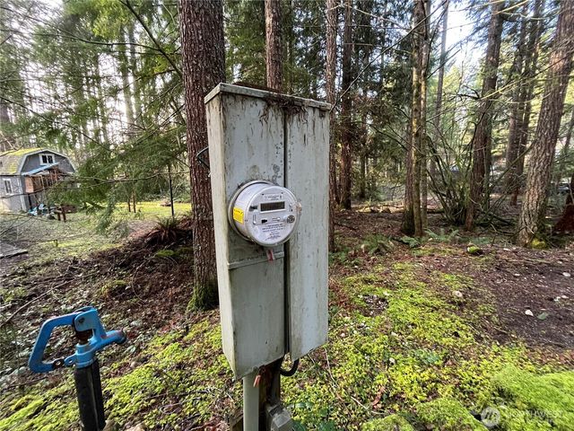 101 N Duckabush Loop W, Hoodsport, WA 98548