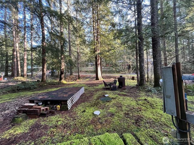 101 N Duckabush Loop W, Hoodsport, WA 98548