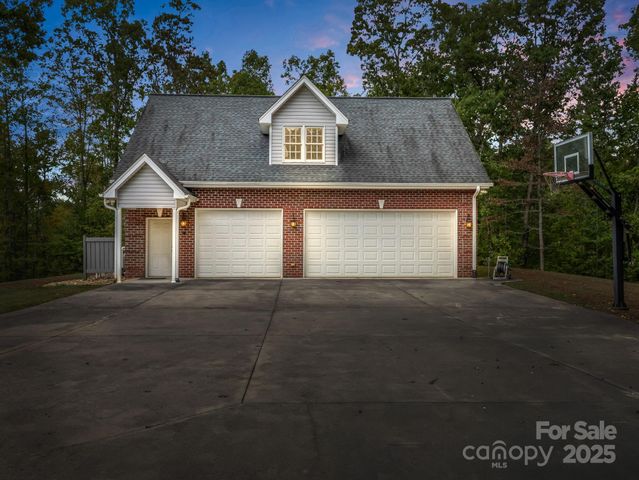 1009 Pearidge Road, Bostic, NC 28018