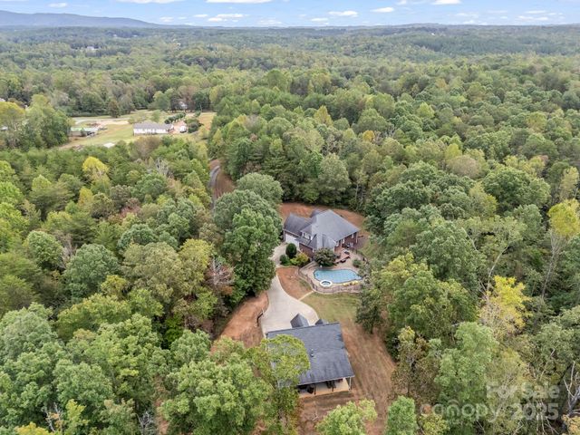 1009 Pearidge Road, Bostic, NC 28018