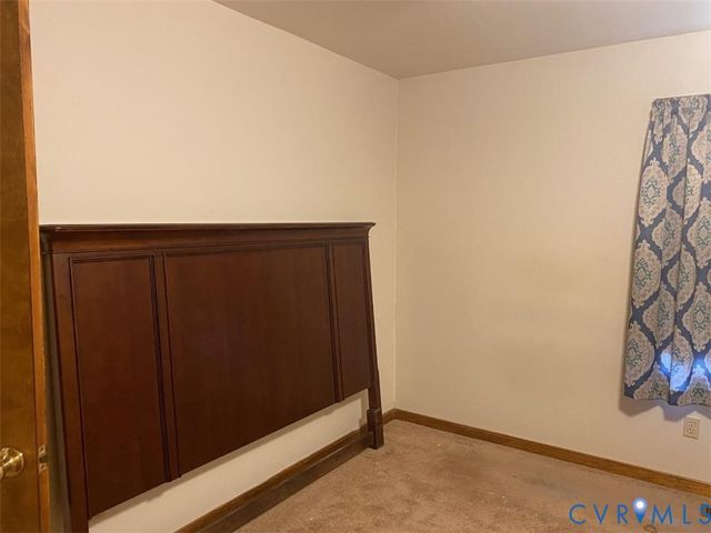 2716 Rollingwood Rd, Petersburg, VA 23805
