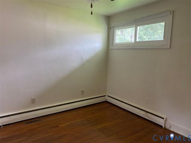 2716 Rollingwood Rd, Petersburg, VA 23805