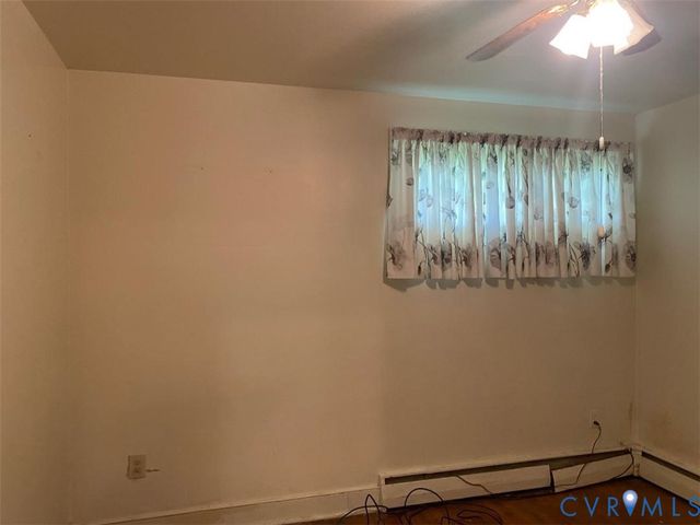 2716 Rollingwood Rd, Petersburg, VA 23805