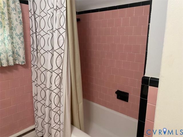 2716 Rollingwood Rd, Petersburg, VA 23805