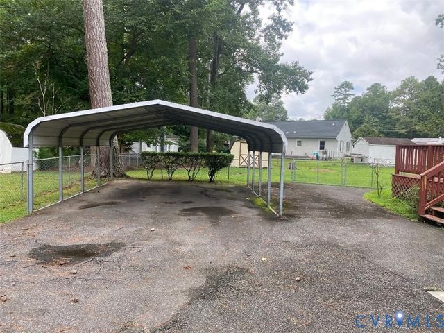 2716 Rollingwood Rd, Petersburg, VA 23805