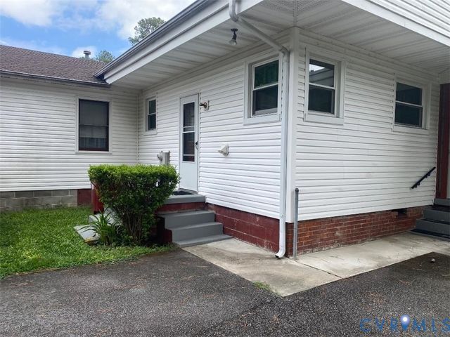 2716 Rollingwood Rd, Petersburg, VA 23805