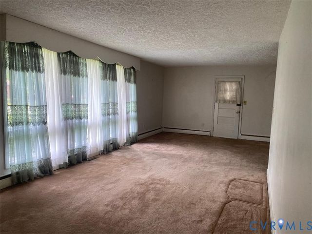 2716 Rollingwood Rd, Petersburg, VA 23805