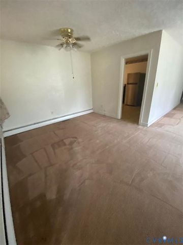 2716 Rollingwood Rd, Petersburg, VA 23805