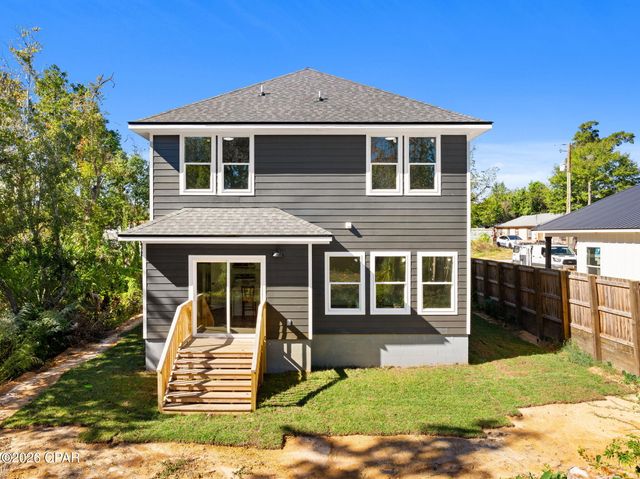 148 Bayou Avenue, Panama City, FL 32401