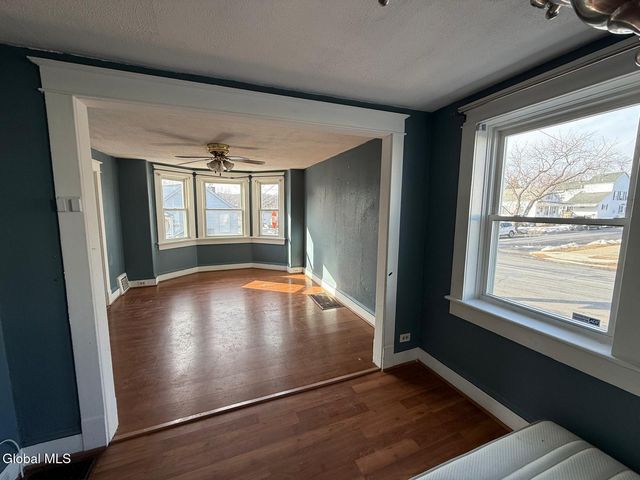 1352 7th Avenue, Watervliet, NY 12189