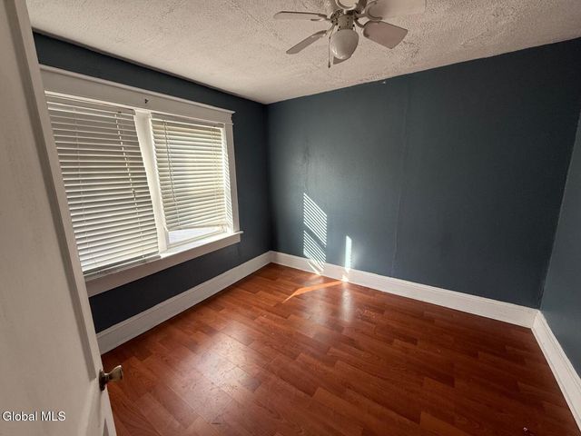 1352 7th Avenue, Watervliet, NY 12189