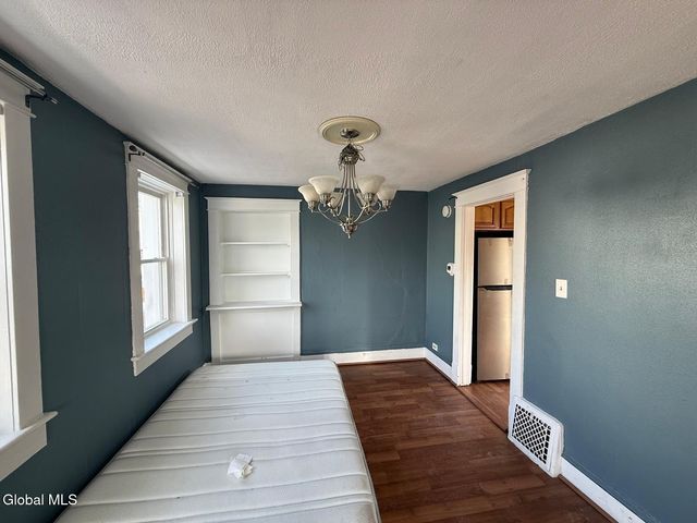 1352 7th Avenue, Watervliet, NY 12189