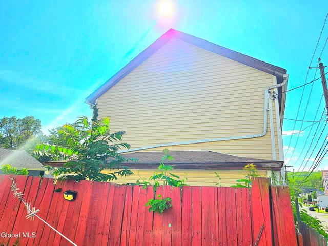 1352 7th Avenue, Watervliet, NY 12189