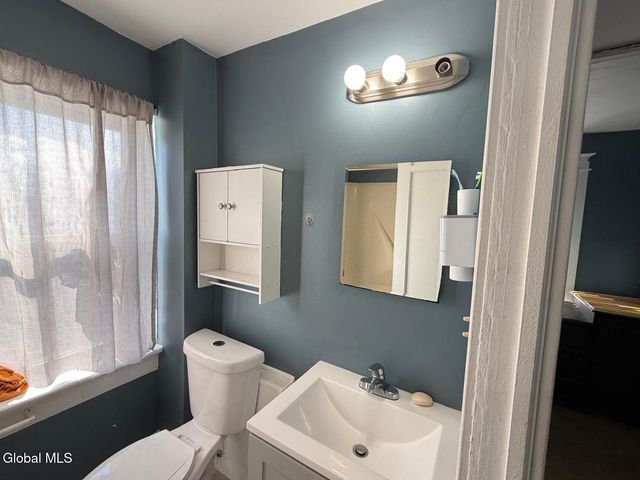 1352 7th Avenue, Watervliet, NY 12189