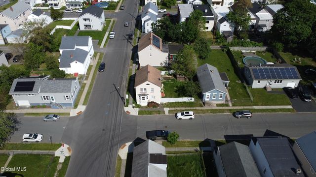 1352 7th Avenue, Watervliet, NY 12189