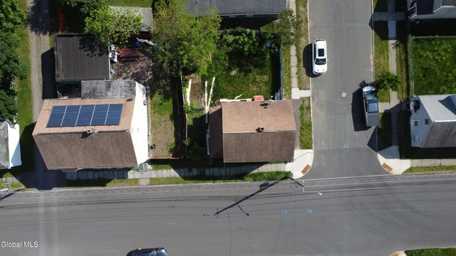 1352 7th Avenue, Watervliet, NY 12189