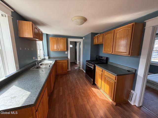 1352 7th Avenue, Watervliet, NY 12189