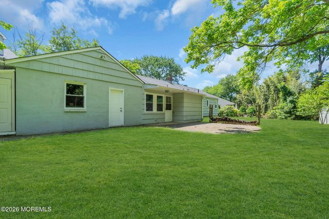 30 Richard Terrace, Red Bank, NJ 07701