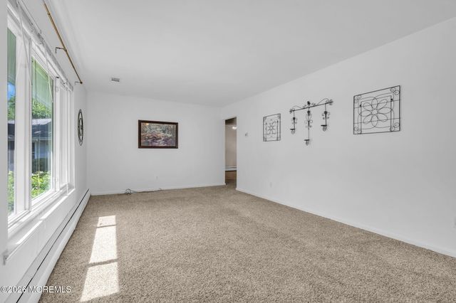 30 Richard Terrace, Red Bank, NJ 07701