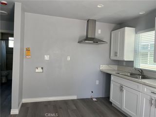 1215 1/2 W104th, Los Angeles, CA 90044