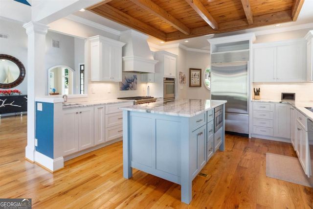2541 Club Drive, Greensboro, GA 30642