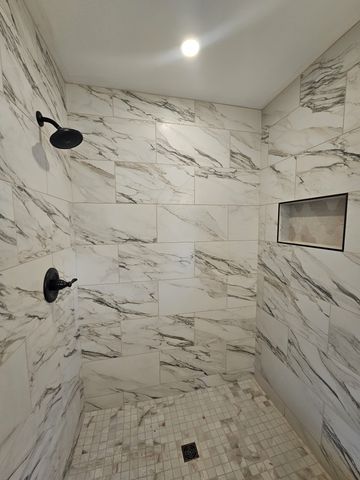 83 Charlotte Rd, Clarksville, TN 37040