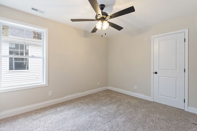 83 Charlotte Rd, Clarksville, TN 37040