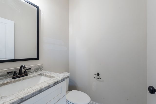 83 Charlotte Rd, Clarksville, TN 37040