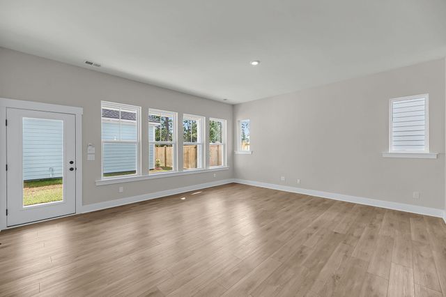 340 Trailmore Lane, Summerville, SC 29486