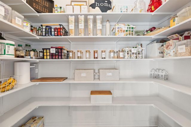 308 Maddox DR, Georgetown, TX 78628