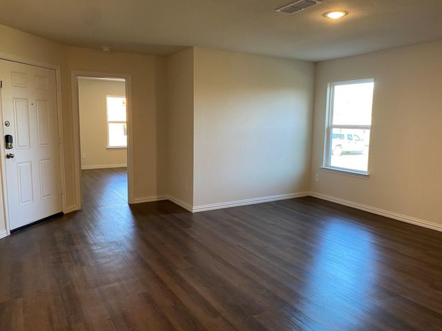 2203 Henry Street B, Greenville, TX 75401