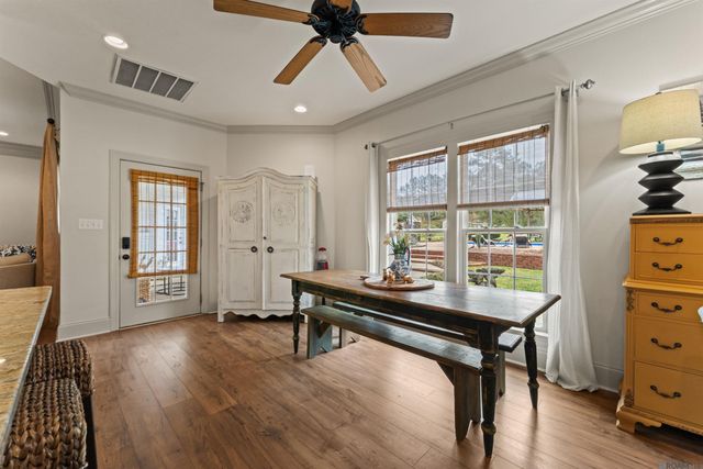 7953 Pipes Ln, Ethel, LA 70730