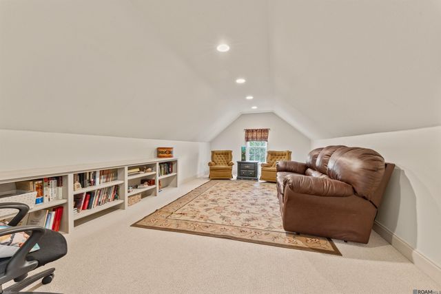 7953 Pipes Ln, Ethel, LA 70730