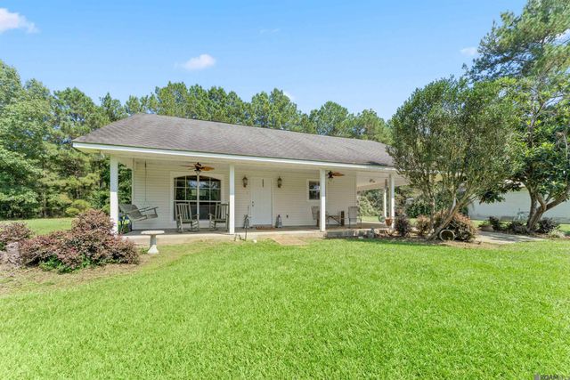 7953 Pipes Ln, Ethel, LA 70730