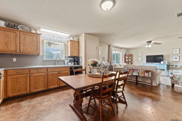 7953 Pipes Ln, Ethel, LA 70730