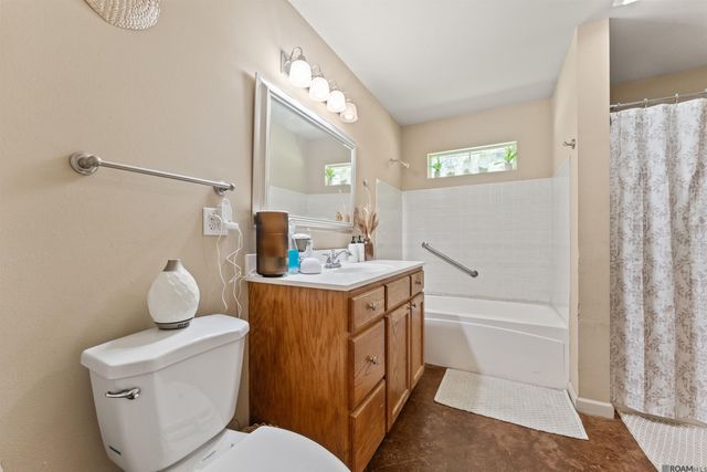 7953 Pipes Ln, Ethel, LA 70730