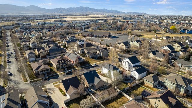 11719 S ZEPHYR WAY, South Jordan, UT 84009