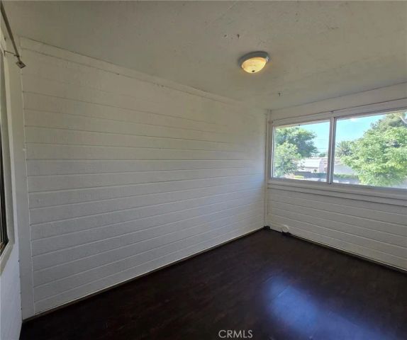 1614 S Campus Avenue E, Ontario, CA 91761