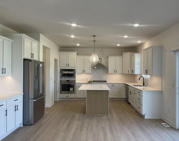1919 Ravine Road, Carver, MN 55315