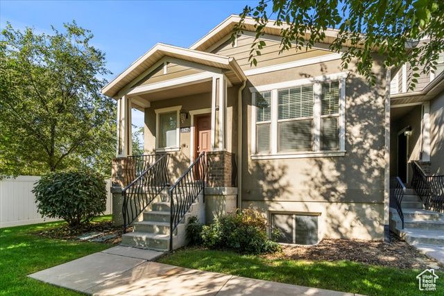 1427 S MOUNTAIN VIEW CT, Woods Cross, UT 84087