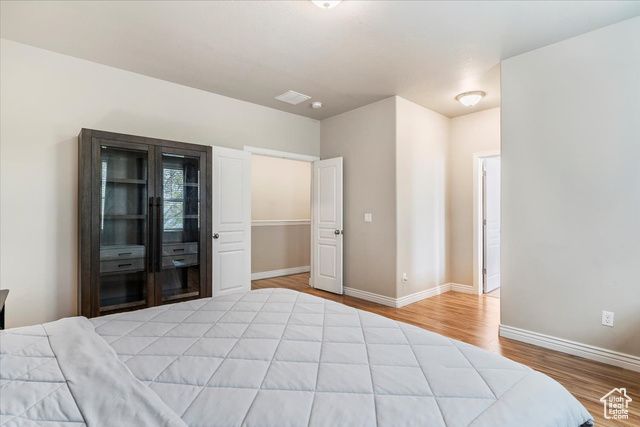 1427 S MOUNTAIN VIEW CT, Woods Cross, UT 84087