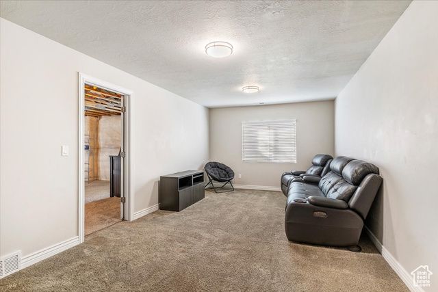 1427 S MOUNTAIN VIEW CT, Woods Cross, UT 84087